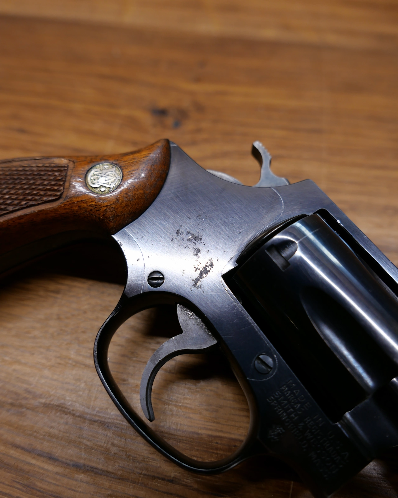 Revolver Smith & Wesson Mod 36-1 défaut platine face droite